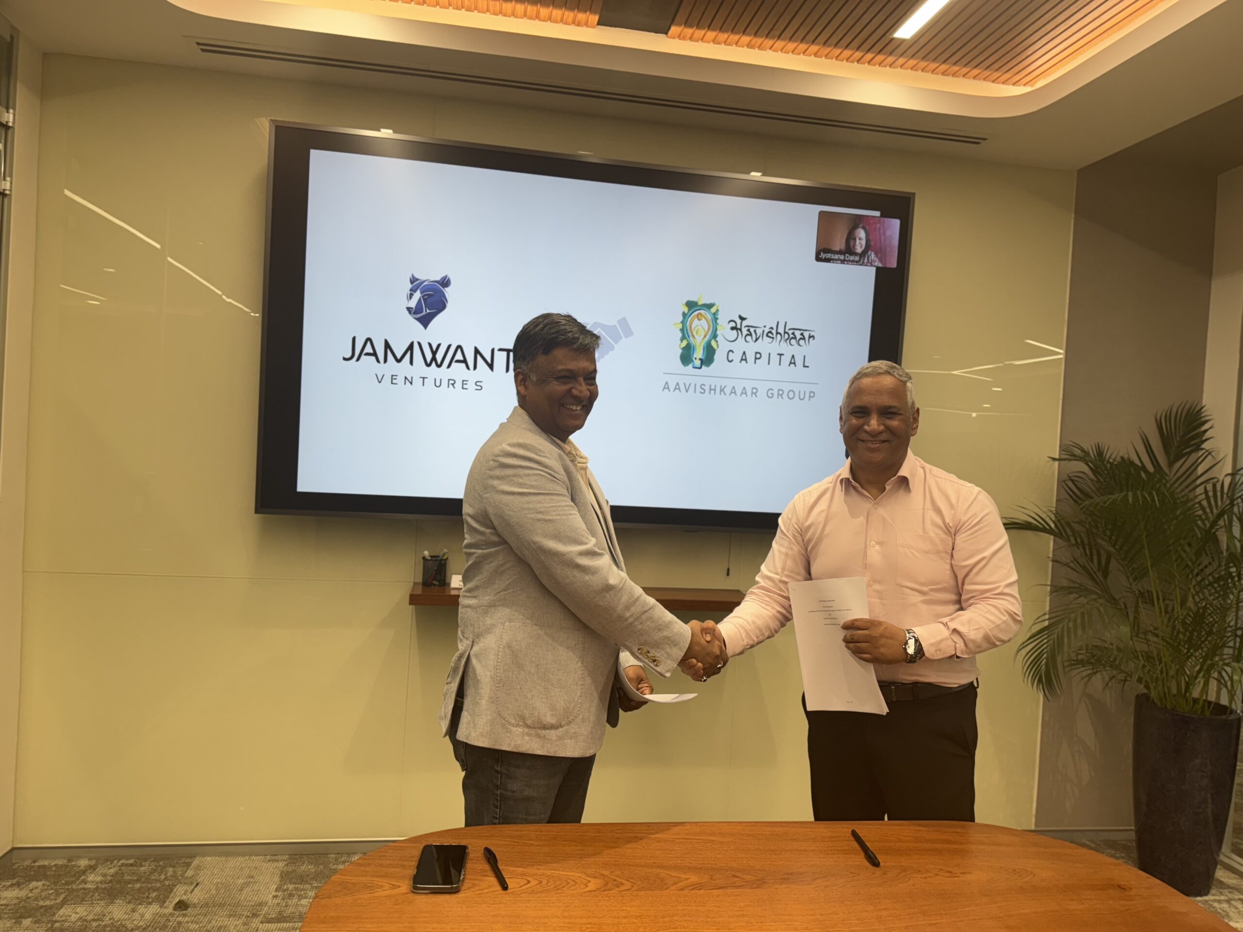 Aavishkaar Group partners with Jamwant Ventures to launch INR 500 Cr fund